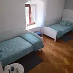 Diocletian Garden Centar Apartamento *
