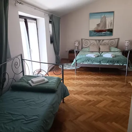 Diocletian Garden Centar Apartment Split