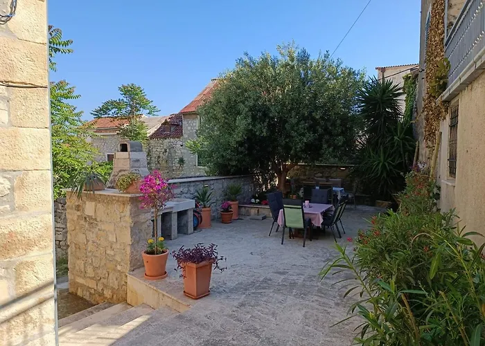 Diocletian Garden Centar * Split