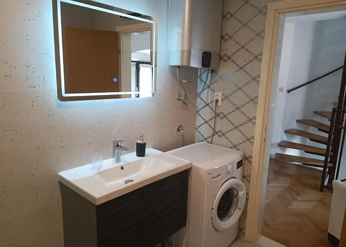 Diocletian Garden Centar Apartment *